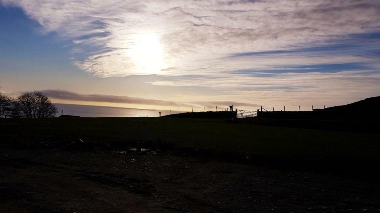Stunning Views At Ballagh Cottage Newcastle Newcastle  Eksteriør bilde