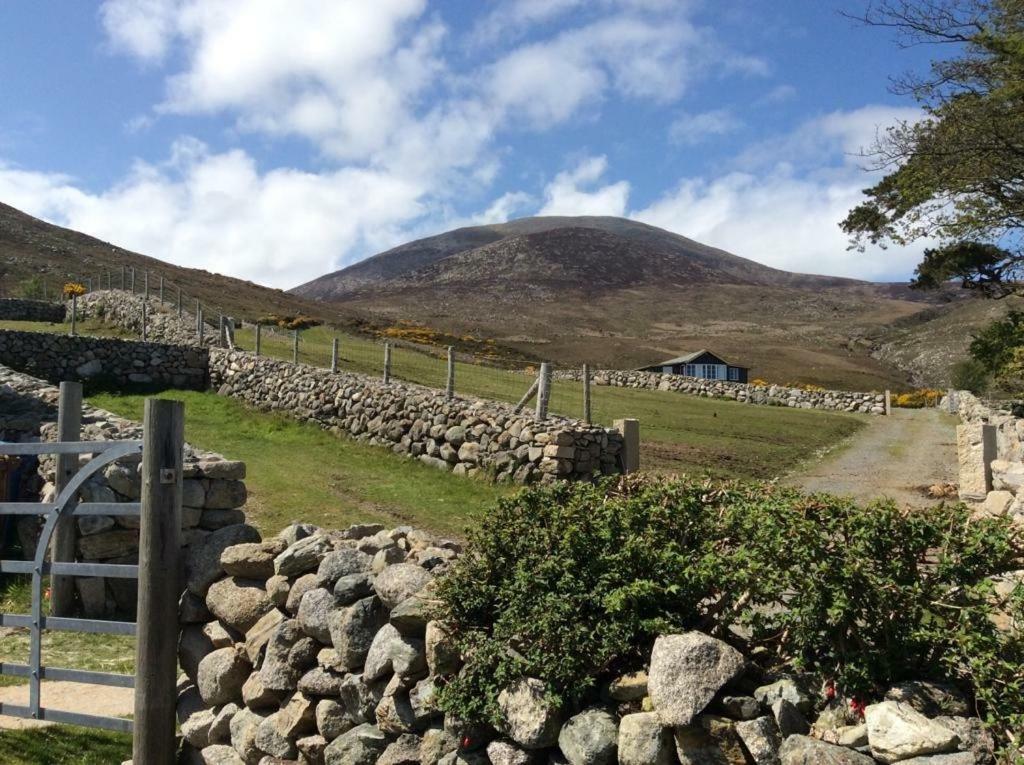 Stunning Views At Ballagh Cottage Newcastle Newcastle  Eksteriør bilde