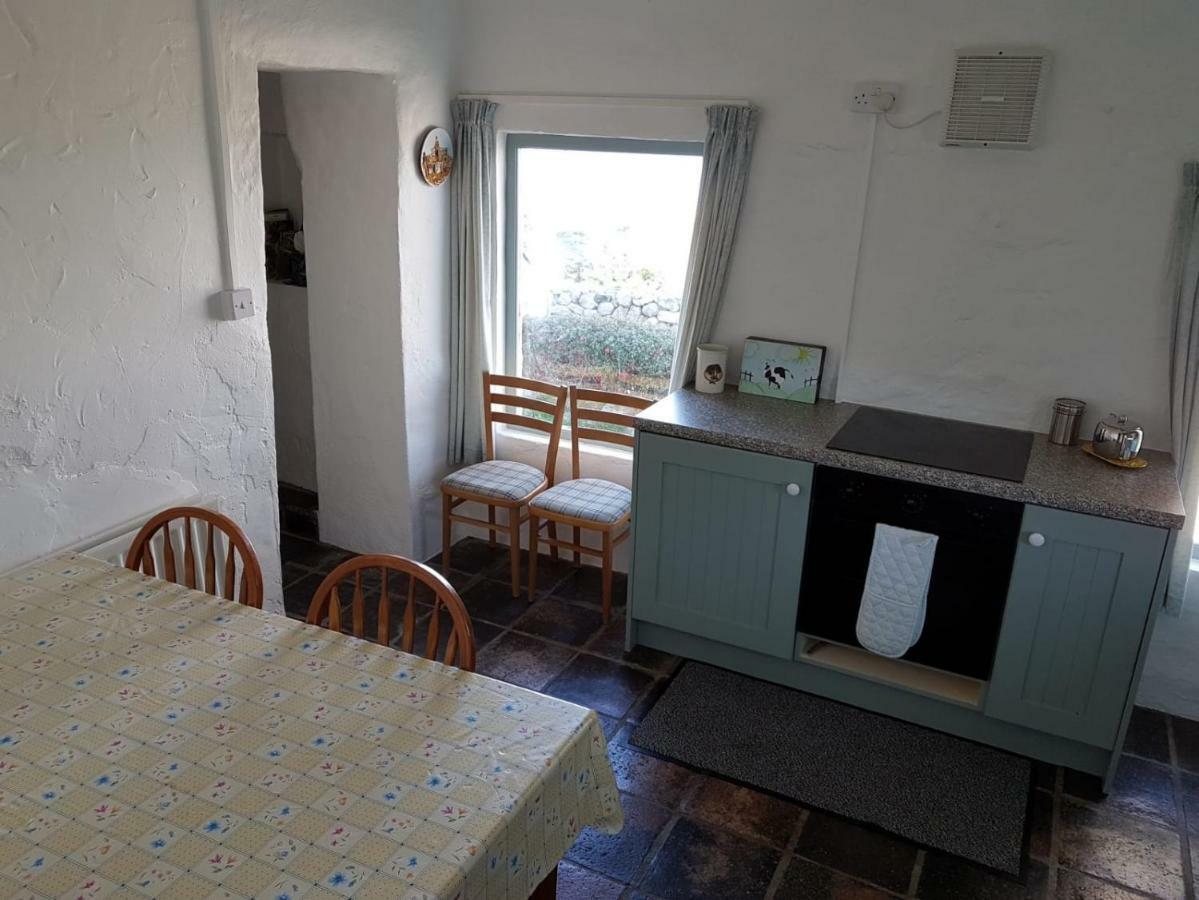 Stunning Views At Ballagh Cottage Newcastle Newcastle  Eksteriør bilde